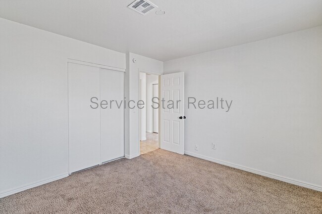 Building Photo - 7737 W Hazelwood St