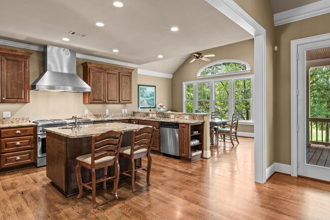 Building Photo - 1171 Wrayswood Cir