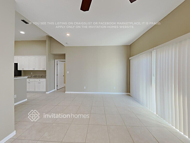 Building Photo - 2241 Brightwood Cir