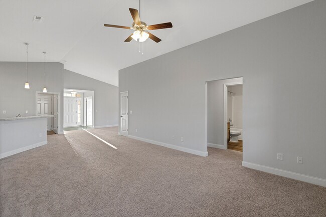 Building Photo - 105 Sorrelweed Dr