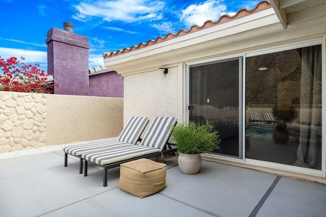 Building Photo - 53680 Avenida Montezuma
