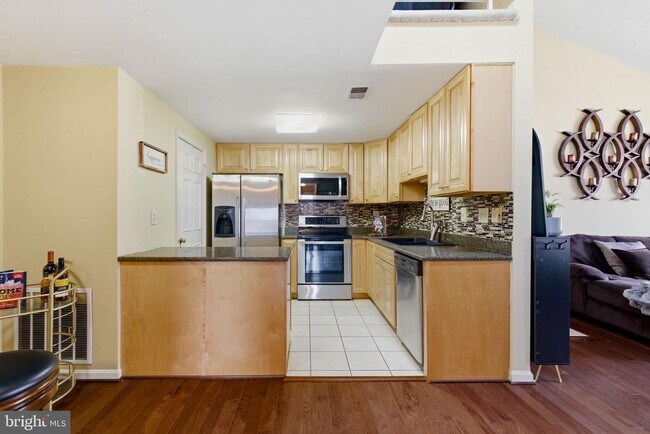Building Photo - 10208 Ashbrooke Ct