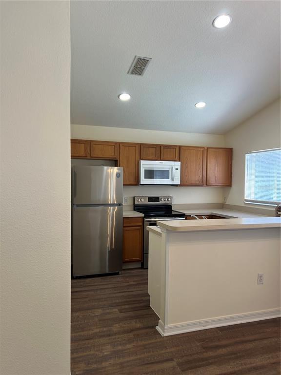 Building Photo - 226 Hillcrest Dr