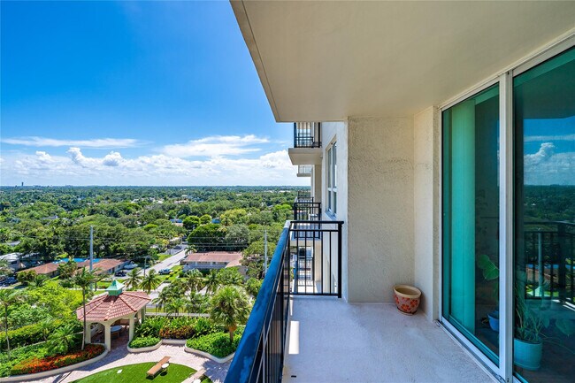 Building Photo - 610 W Las Olas Blvd