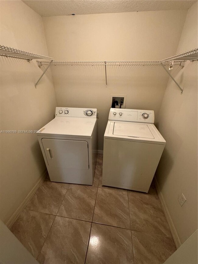 Building Photo - 4242 NW 2nd St