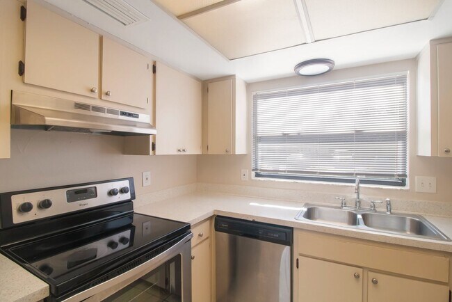 Building Photo - Apply NOW for $25 and Get 1/2 off July if ...
