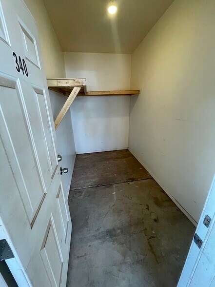 STORAGE UNIT - 346 E Virginia Cir