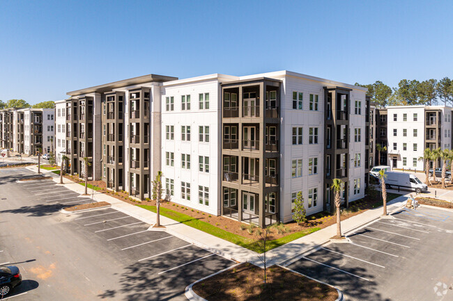 Building Photo - Founders Yard