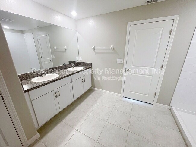 Building Photo - 11524 Sage Canyon Dr.