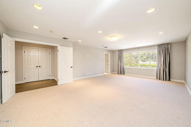 Building Photo - 4330 Bel Air Dr