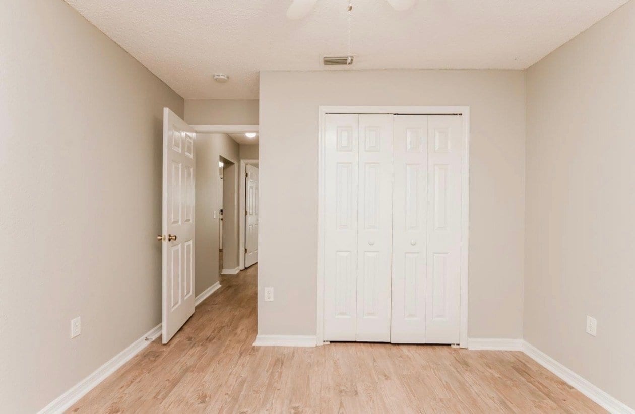 Building Photo - 1127 Cord Ct