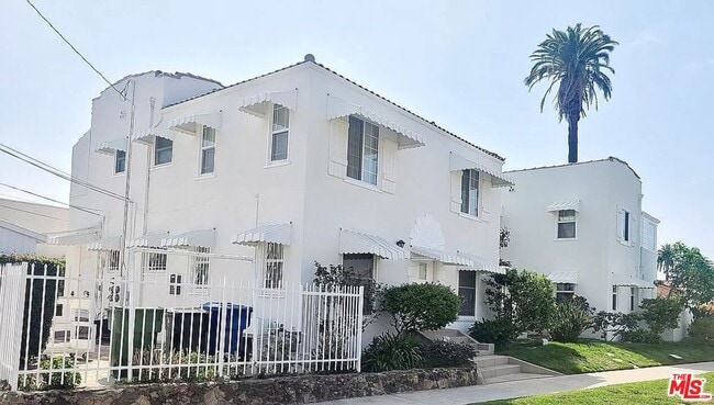 Building Photo - 4770 Edgewood Pl