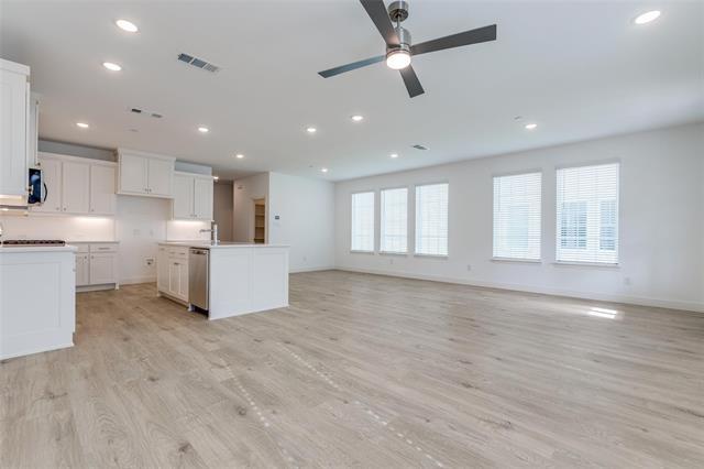 Building Photo - 8864 Scarp Hl Ln