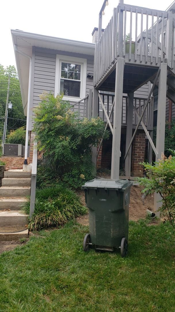 Building Photo - Darling 2br/1ba in Five Points. Apartment unit in historic home. Available 7/15!