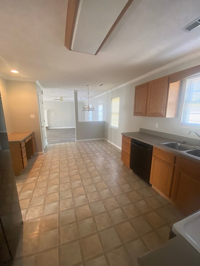 Building Photo - 8206 Gamblers Choice Tr