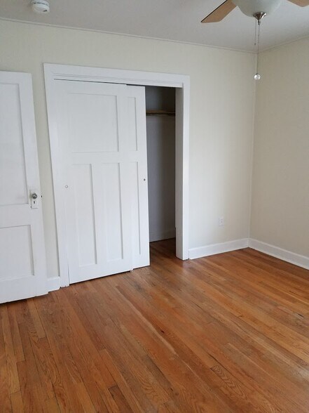 Bedroom 2 closet - 3400 Tower Ln