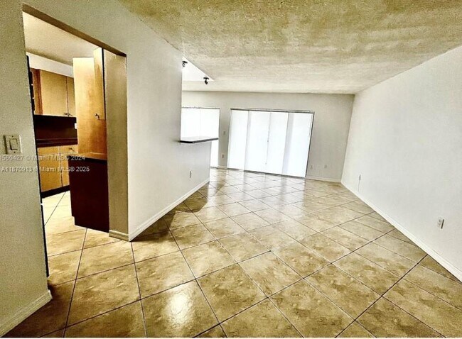 Building Photo - 5800 SW 127th Ave