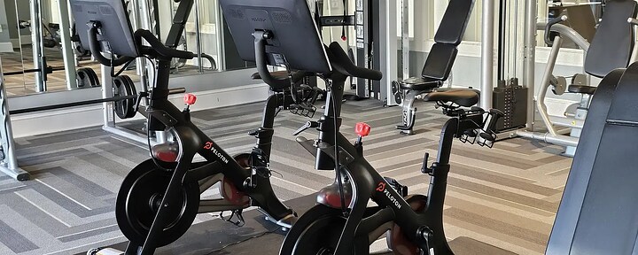 Building Photo - 8100 Palisades Cir