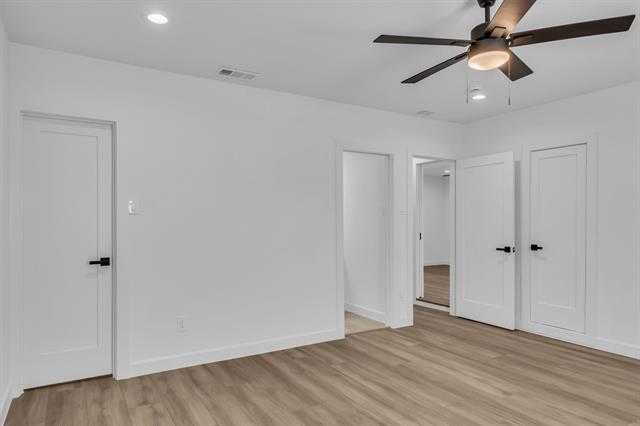 Building Photo - 817 N Shore Dr