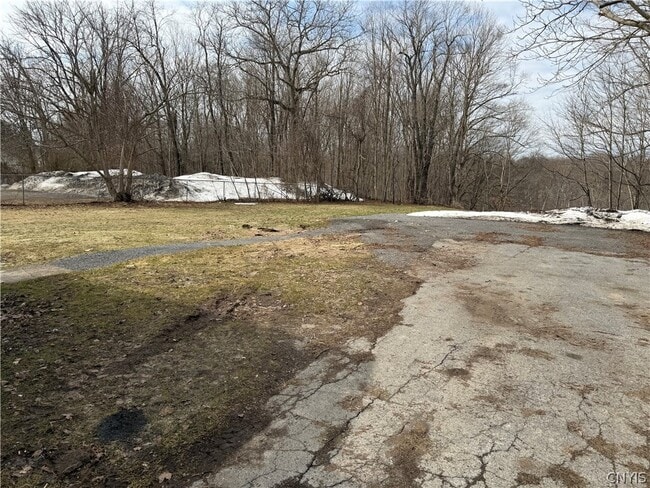 Building Photo - 156 Oswego St