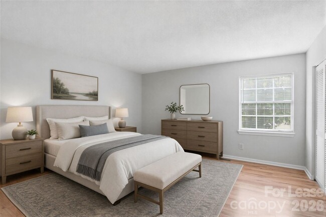 Building Photo - 8846 Hunter Ridge Dr