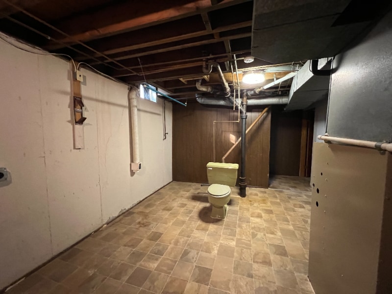 Building Photo - 7412 Warren W