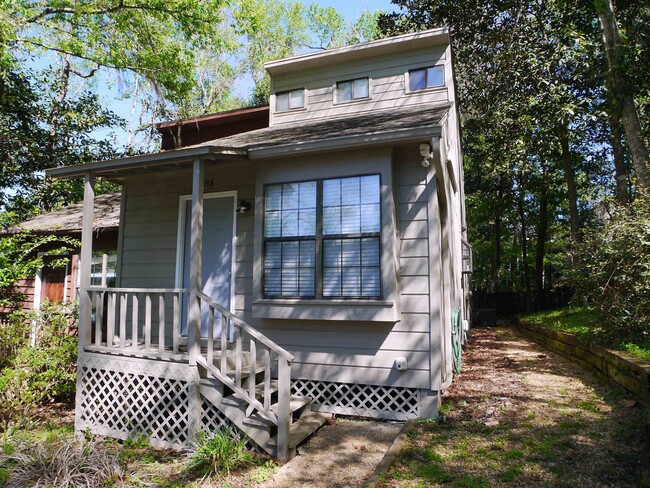 Building Photo - 198 Parkbrook Cir