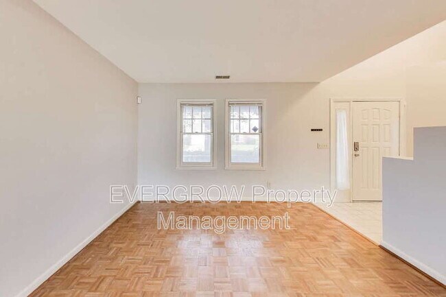 Building Photo - 11309 Lynchburg Way