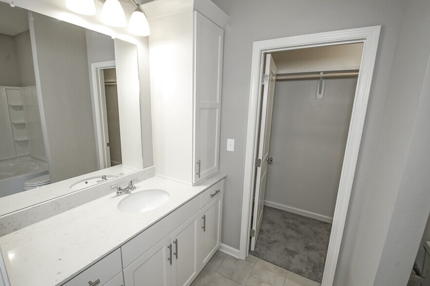 Building Photo - 19905 Grantham Rd