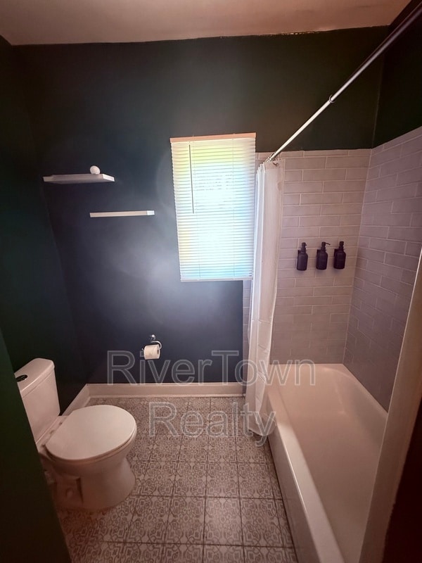 Building Photo - 1305 Tutwiler Ave