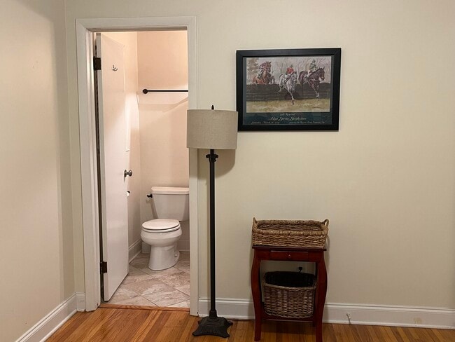 Building Photo - 461 E Boundary Ave SE