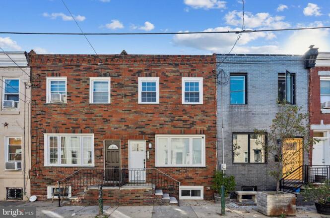 Building Photo - 1828 Hoffman St