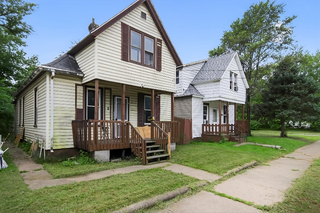 Building Photo - 2210 W Wiswall St