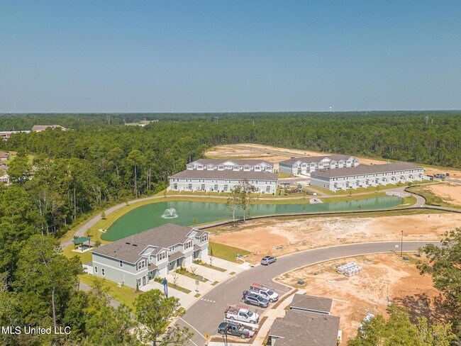 Building Photo - 12281 Sinclair Dr