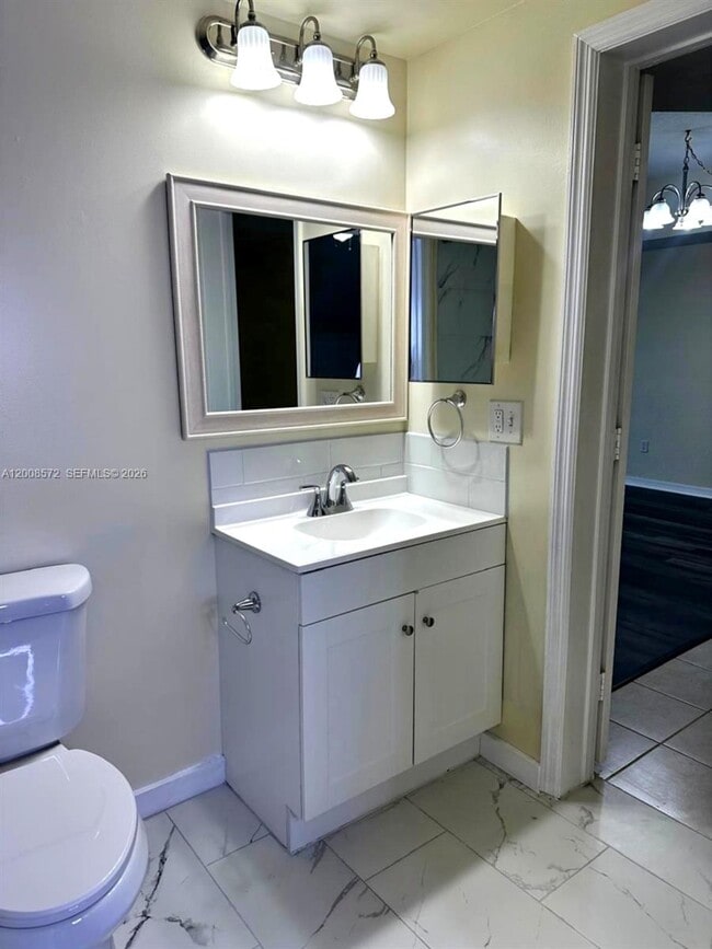 Building Photo - 741 SW 148th Ave