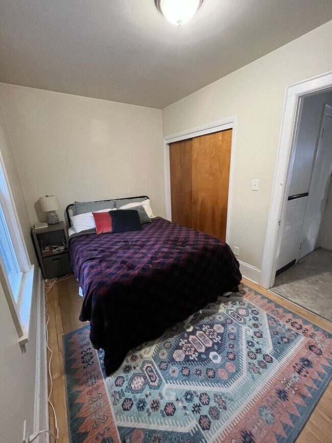 Building Photo - 3126 N Fratney St