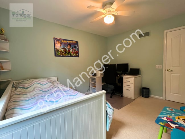 Building Photo - Spacious 4BR Home in Lake Orion Schools – ...
