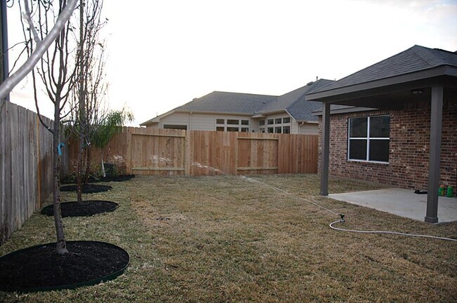 Building Photo - 4127 Longmont Hills Ln