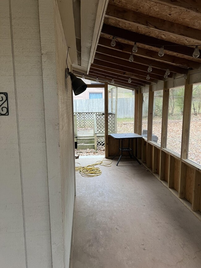 Building Photo - 1837 W Ora Dr