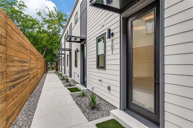 Building Photo - 4306 Deere St