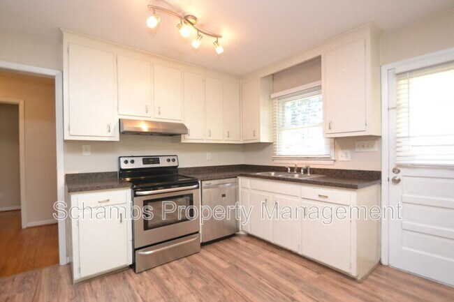 Building Photo - 5133 Lundy Dr