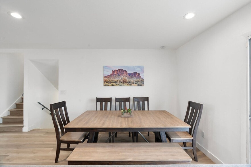 Building Photo - 7721 N 47th Dr