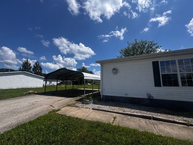 Building Photo - WELCOME HOME!