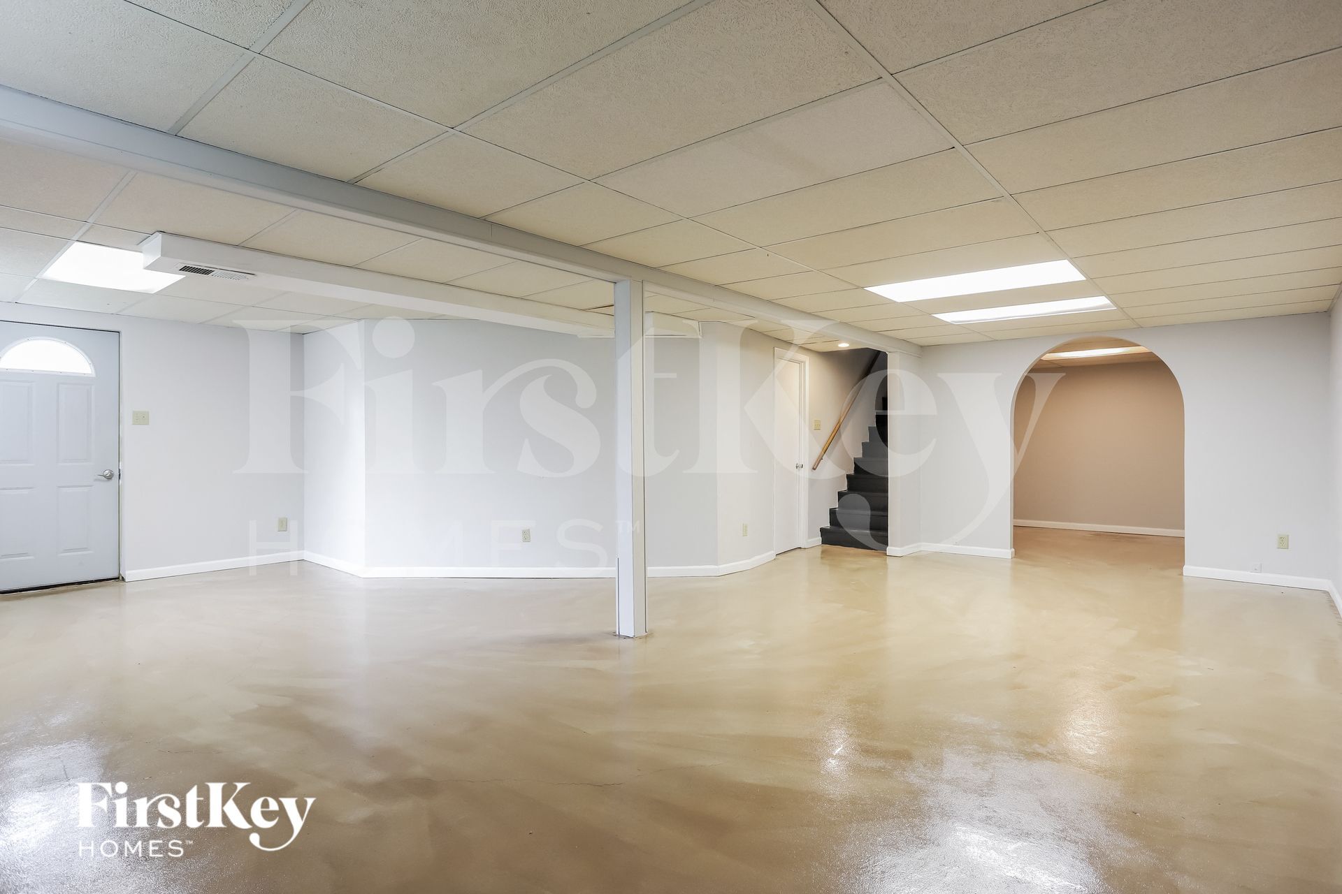 Building Photo - 706 Boca Chica Dr