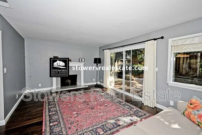 Building Photo - 112 Summerwood Pl
