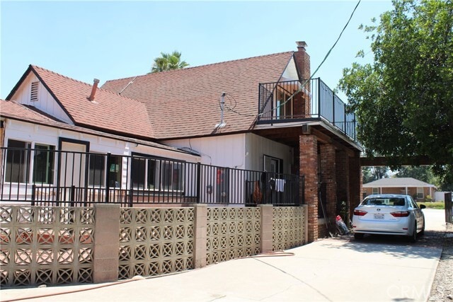 Building Photo - 22212 Pico St