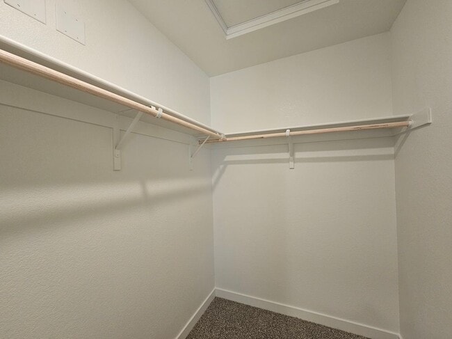 Building Photo - 8296 Whippersnapper Way