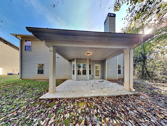 Building Photo - Cozy Home located in Dacula!