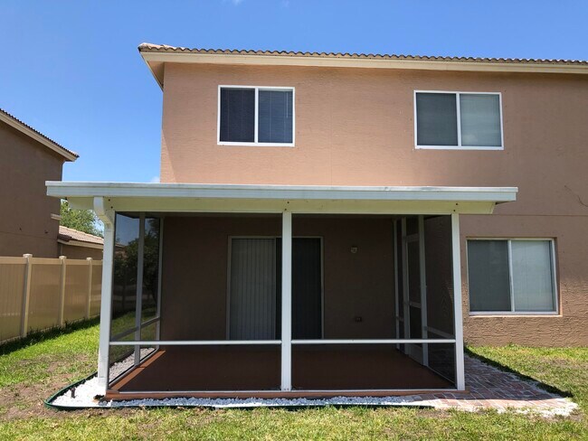 Building Photo - 1964 Providence Pl