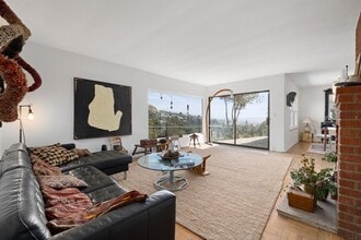 Building Photo - Fully Furnished: 3 bed/ 2 Bath Mid-Century Home w/views of Griffith Observatory in the Hollywood ...